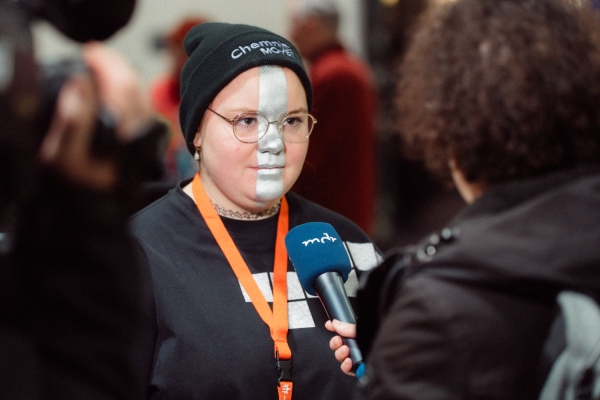Chemnitz MOVES_Jugendliche von Don Bosco Sachsen werden von Medienvertretern interviewt_Copyright Jakob Anders.jpg